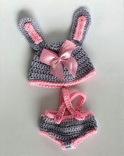 Cargar imagen en el visor de la galería, Overol Coneja Mini (Tejido)