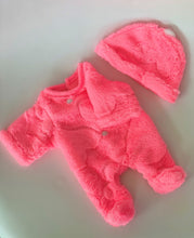 Cargar imagen en el visor de la galería, Mameluco Corazones 9 meses (Casual)