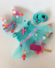 Cargar imagen en el visor de la galería, Vestido Pompones Mini (Tejido)